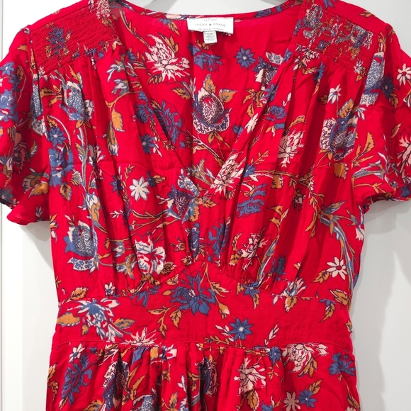Lucky Brand Short Sleeve Vneck Mini Red Floral Dress, Tie Back, With Pockets - Picture 3 of 12